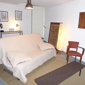 https://le-planet-52.fr-provencehotel.com